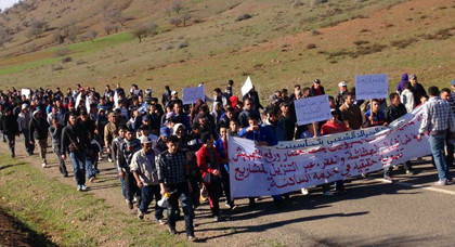 أشكال إحتجاجية متنوعة بكل من الحسيمة وامزورن وتماسينت للمطالبة باطلاق سراح المعتقلين