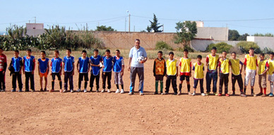 مدرسة لهدارة بأركمان تنظم دوري في كرة القدم المصغرة