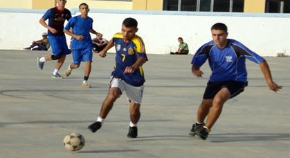 دوري الشهيد مولاي موحند بآيث حذيفة  يبلغ مرحلة نصف التهاية