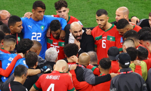 ترشيح المنتخب المغربي و الركراكي للتتويج بجوائز الكاف