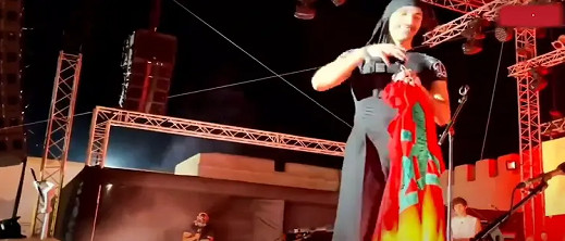 مغني الراب الفلسطيني يوضح بشأن "إهانته" العلم المغربي