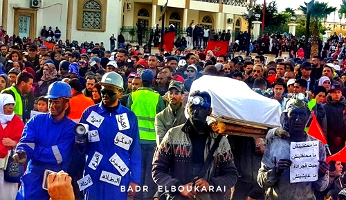 ابتدائية وجدة توزع 36 سنة سجنا نافذا على 16 معتقلا في أحداث حراك جرادة