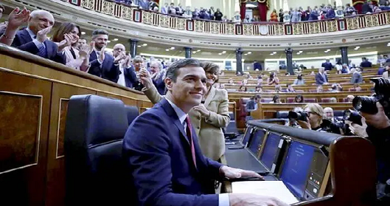 فشل ملتمس للرقابة على الحكومة الإسبانية يقوي موقف بيدرو سانشيز ويضعف حزب "فوكس"