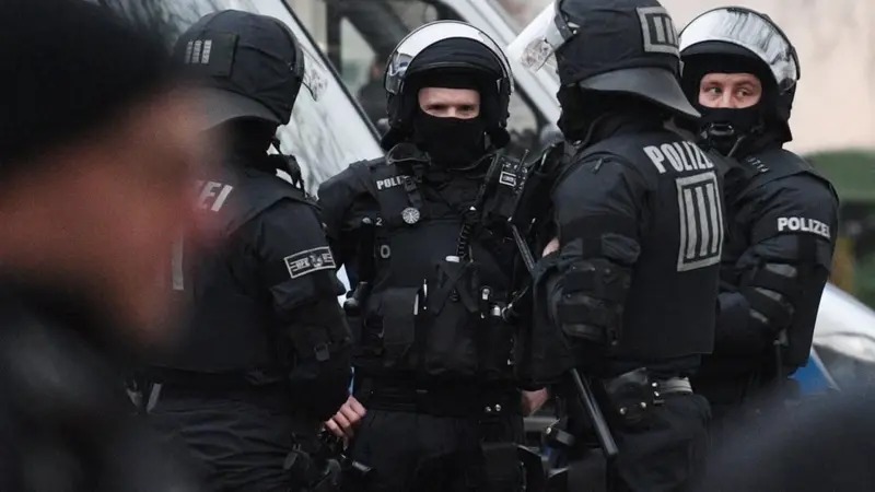 الشرطة الألمانية توقف مغربيا يشتبه في ضلوعه في أعمال إرهابية