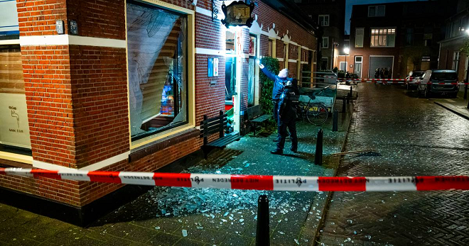 هجوم بالمتفجرات يستهدف مقهى مغربي في هولندا