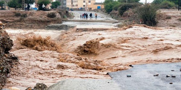 اطلاق برنامج إعادة تأهيل المناطق المتضررة من الفيضانات في الجنوب الشرقي بحوالي 2,5 مليار درهم